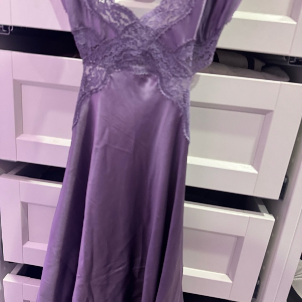 STELLA MCCARTNEY x GOSSIP GIRL Silk Lace Trim Peekaboo Lilac Lavender Slip Dress - Picture 6 of 12
